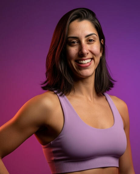 Lorrany Fejoli Oi, eu sou a Lorrany. Sou cristã e acredito que a verdadeira mudança começa de dentro pra fora. Depois de um encontro forte com Deus, meu espírito ganhou direção; organizei minha mente — hábitos, disciplina e escolhas — e o resultado apareceu no corpo: uma